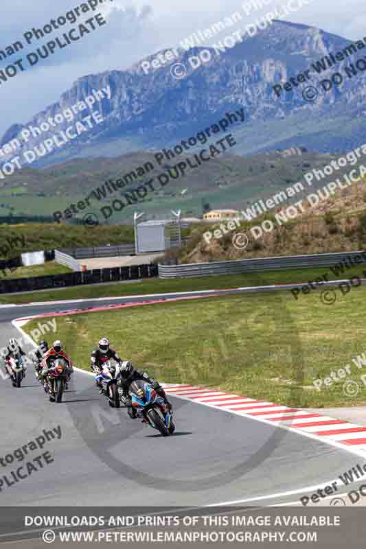 cadwell no limits trackday;cadwell park;cadwell park photographs;cadwell trackday photographs;enduro digital images;event digital images;eventdigitalimages;navarra;no limits trackdays;peter wileman photography;racing digital images;trackday digital images;trackday photos